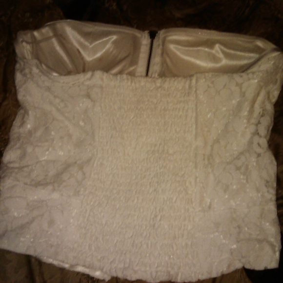Guess strapless corset lace top - Picture 3 of 4